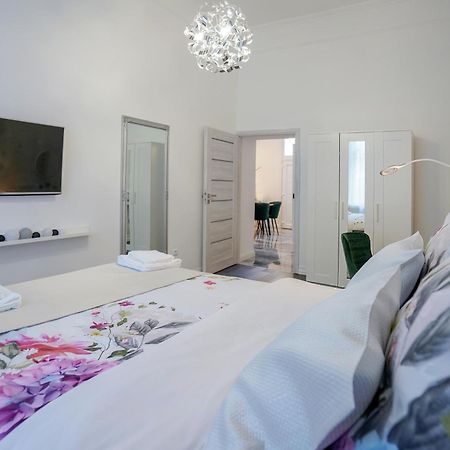Decor Apartman エゲル エクステリア 写真