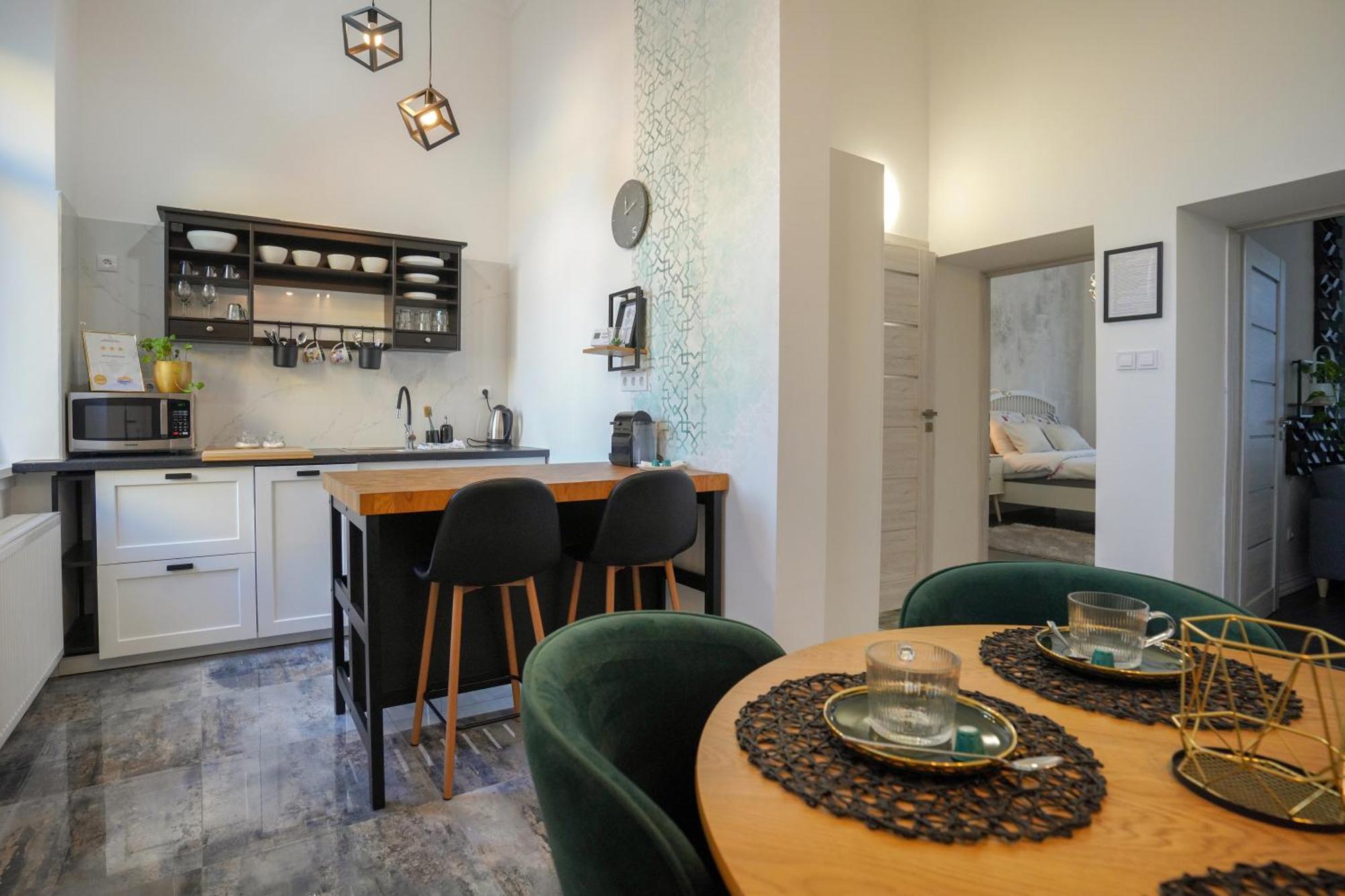 Decor Apartman エゲル エクステリア 写真